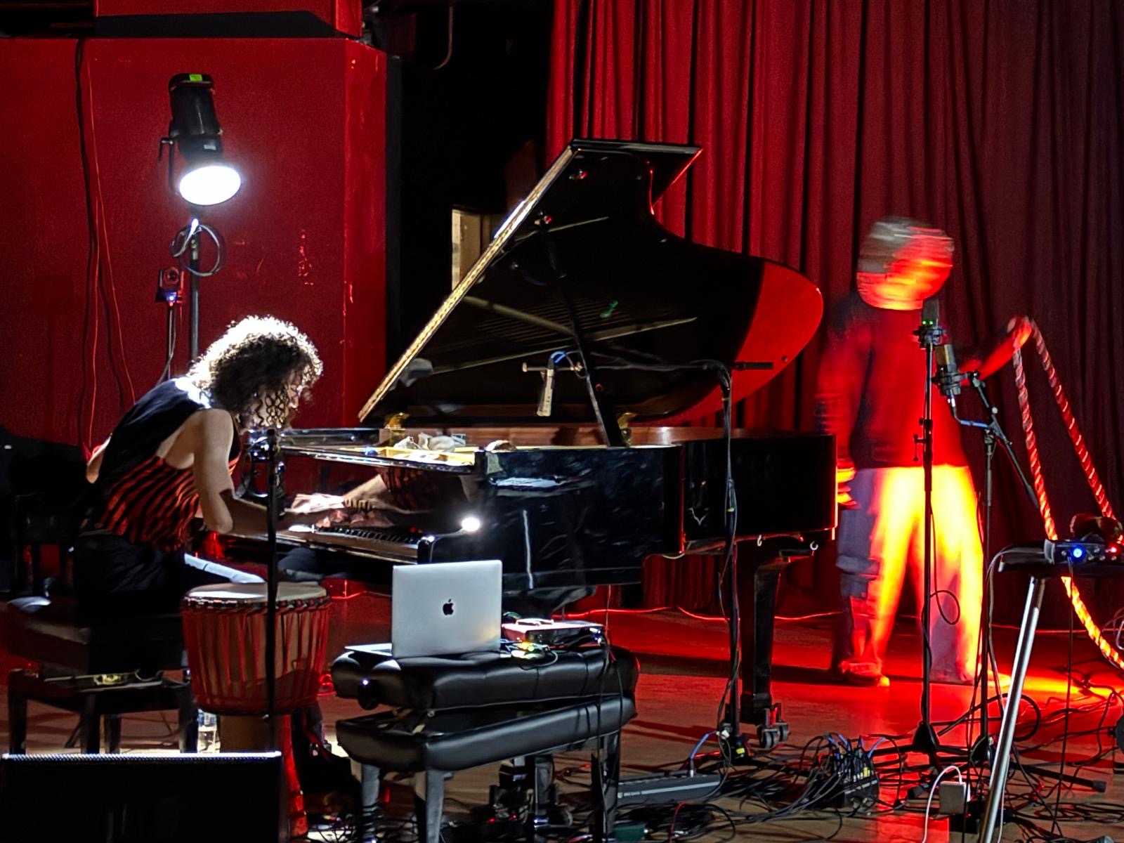 Julián Pujols Quall performing imPREYvisation at Constellation, Chicago